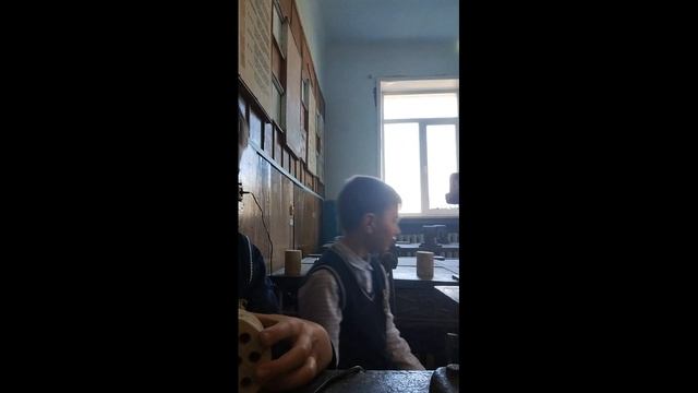 в школе