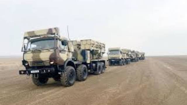 Ракетно-артиллерийские войска Азербайджана провели учения