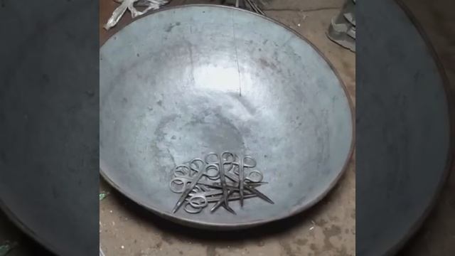 Как делают ножницы