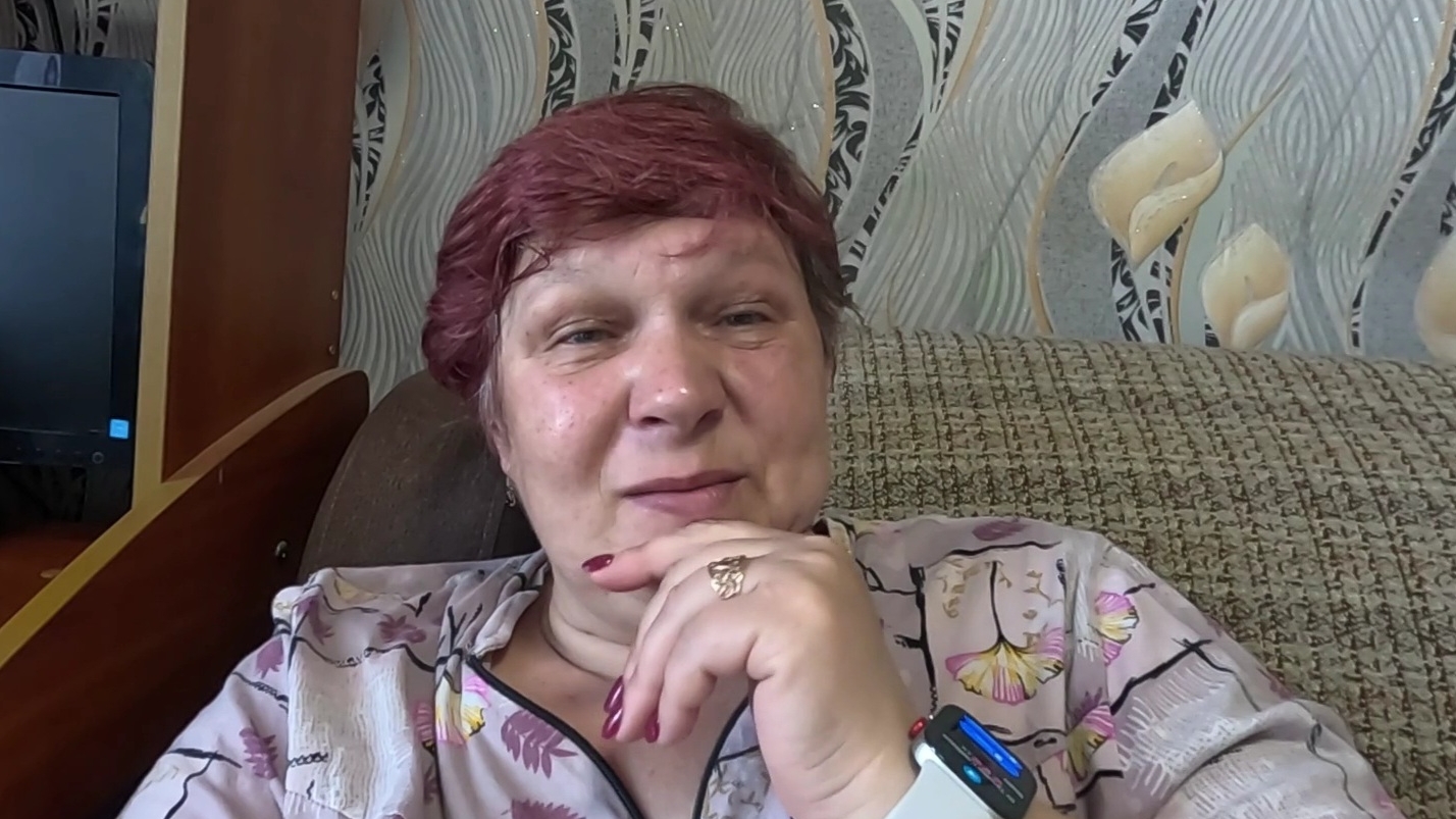 Ну и жара.. Сижу дома...