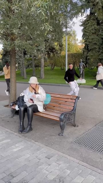 У этого парня стальные яйца😁