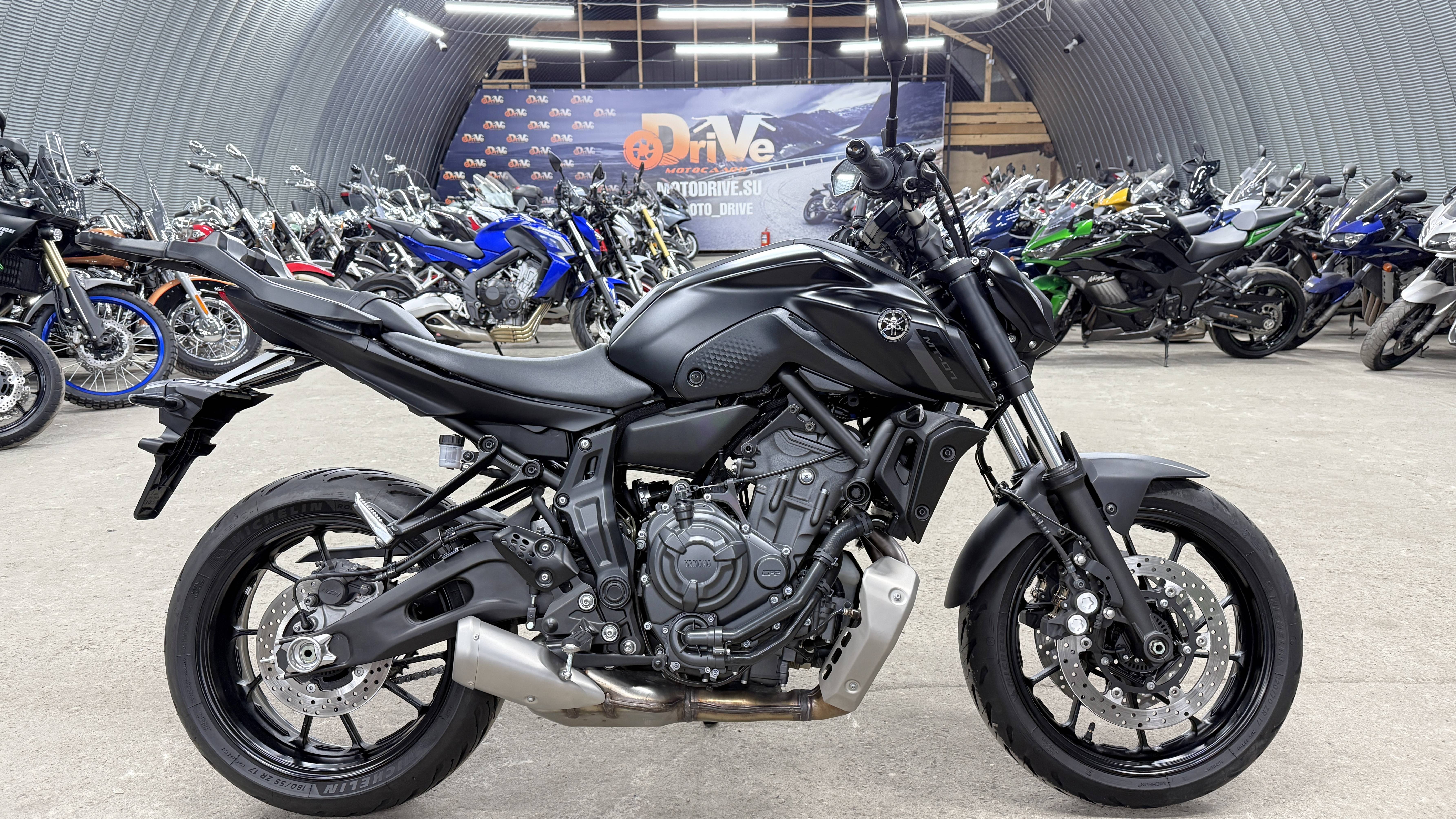 Обзор Yamaha MT-07 |В НАЛИЧИИ|