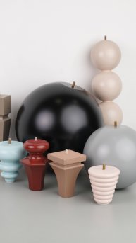 Цветные мебельные ножки из массива: новые решения для ярких интерьеров от STAVROS