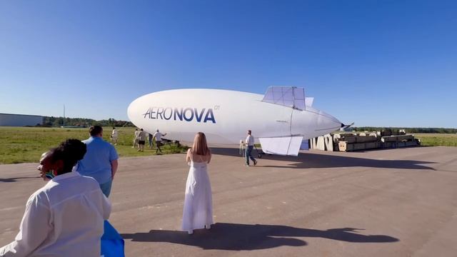 Прибыли гости из Европы и Африки
