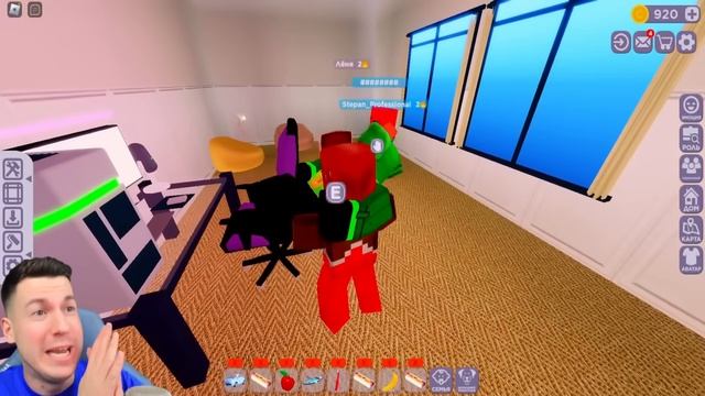 ВЛАДУС ИГРАЕТ  24 Часа СЛЕЖУ за ДРУГОМ в Роблокс Челлендж! Roblox