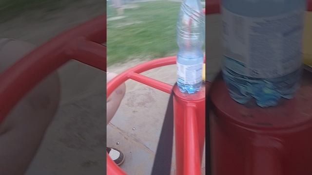 Катаемся с ростиком лёвой и Максимом на Карусели