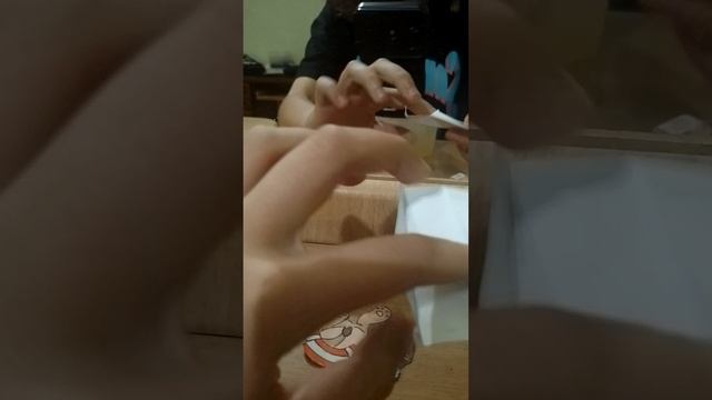 Распоклвка подарка от др😘😘