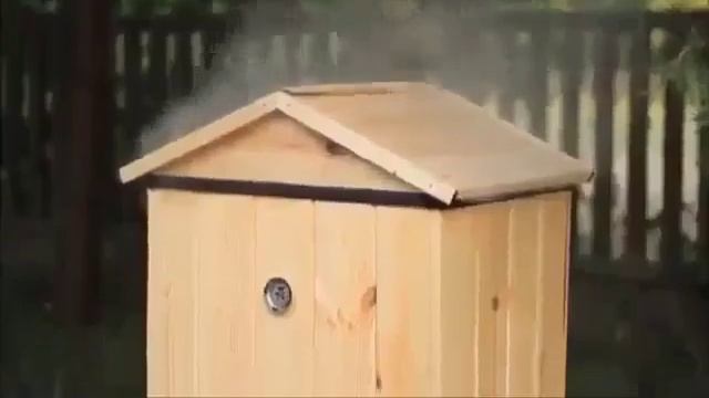 Отличный вариант компактной коптильни