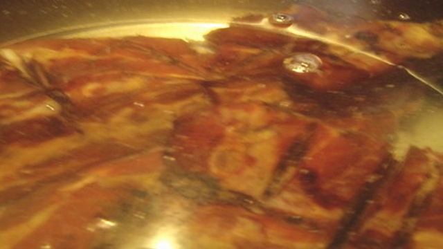 Говяжьи ребрышки, тушеные с картошкой