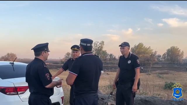 В Астраханской области полицейские обеспечивают охрану общественного порядка на месте пожара