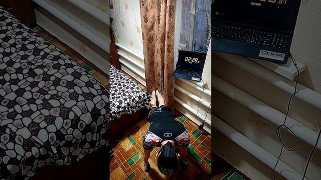 Отжимания - 76 раз, а сколько сможешь ты?