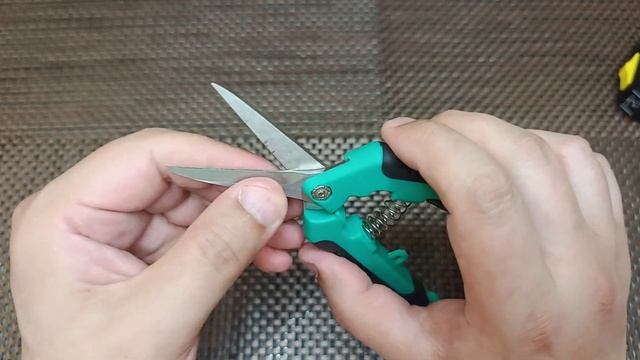 Универсальные ножницы: Pro'sKit SR-330.