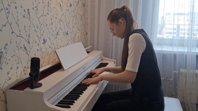 Екатерина, 3 года онлайн-обучения фортепиано с нуля