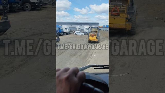 Прокатился на Рено 🚛

Грузовой гараж