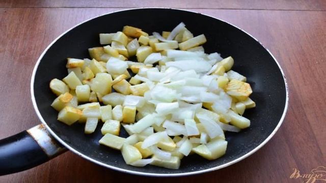Картофель жареный с баклажанами