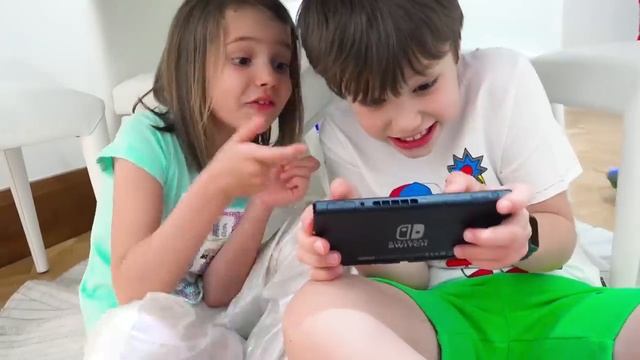MISTER MAX | МИСТЕР МАКС - Макс и его игры для смартфонов