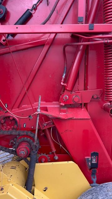 Пресс-подборщик New Holland
658,