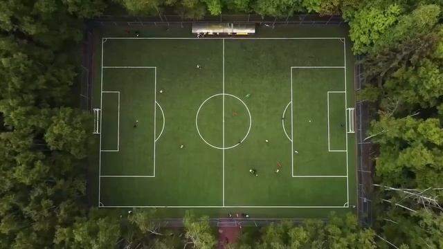 ⚽️Самое красивое футбольное поле найдено в Москве — его фото облетели весь мир футбол⚽️