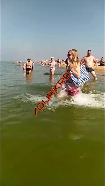 Купальный сезон на Черноморском побережье..
