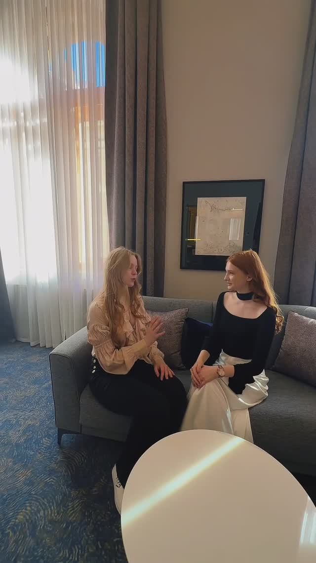 Студенты СПбГЭУ путешествуют с Cosmos Hotel Group в Санкт-Петербурге