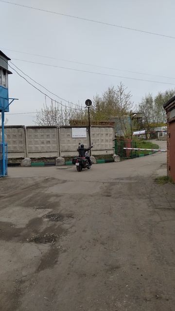 Yamaha XVS 400 (Drag Star) после перекраски и доп тюнинга уезжает в закат!