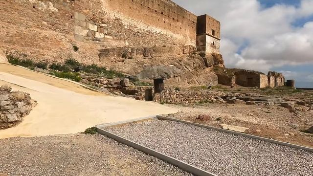 Прогулка по Сагунто и Валенсии: Замок, уютные улицы и испанская атмосфера!