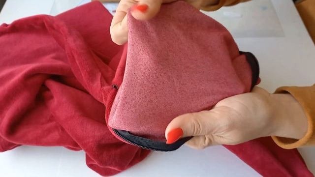 Велюровые наволочки Konfetti вишня