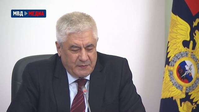 Министр внутренних дел Российской Федерации наградил детей из Калмыкии которые проявили мужество.