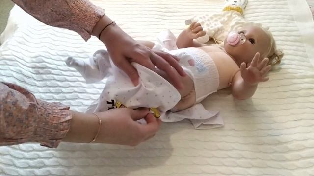 ПЕРВЫЙ ДЕНЬ малышки Наоми ДОМА / Relaxing Reborn Video / Reborn Role Play