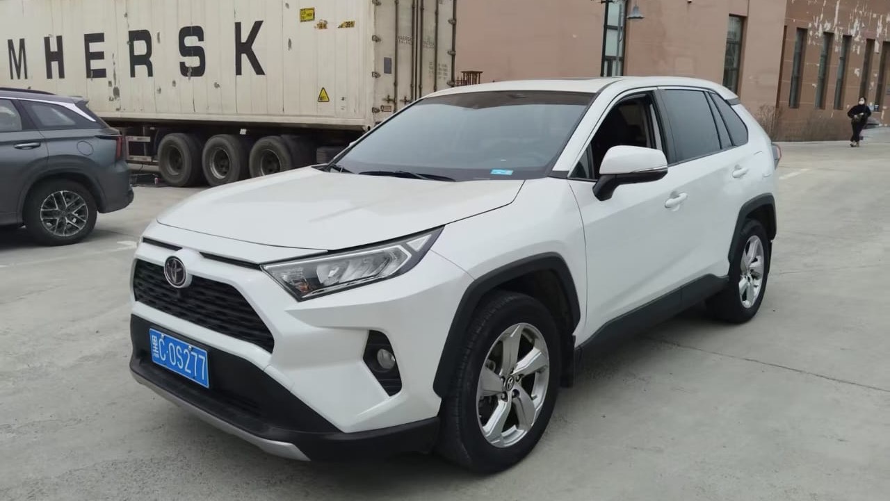 Toyota Rav-4 из Китая, V-2.0, 2021 год, 4WD, цена 2.870.000