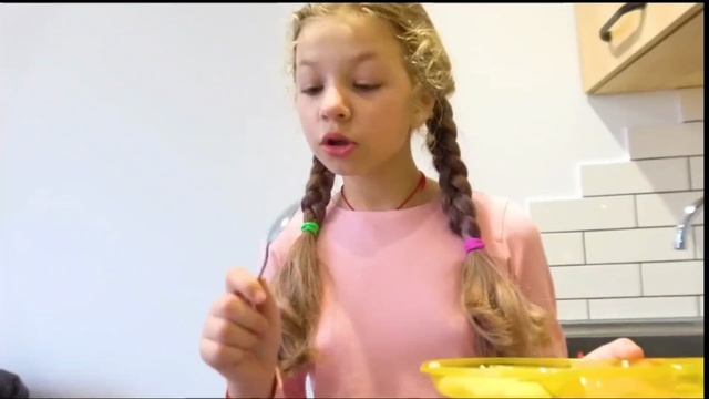 игрульки с детьми