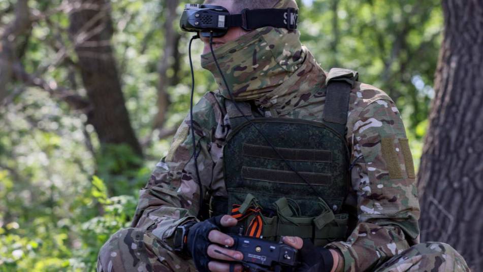 Спецназ Росгвардии уничтожил FPV-дроном боевиков ВСУ в Харьковской области