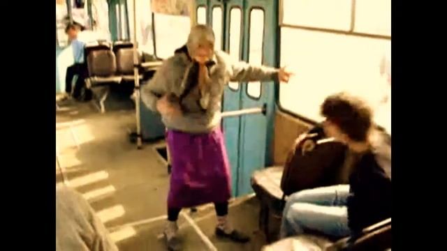 Самые прикольные бабки интернета подборка!!!!))))