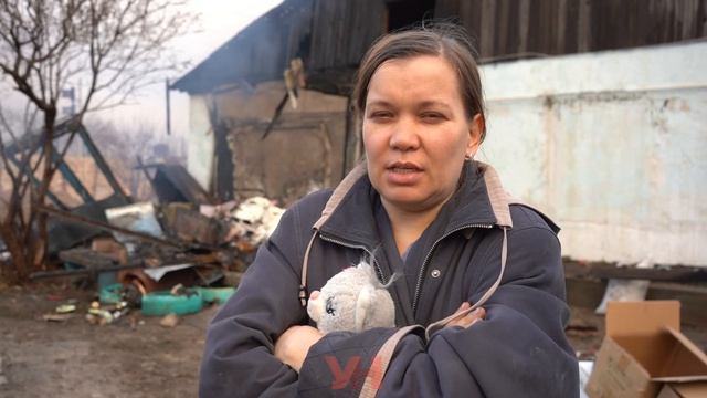 Дом выгорел у семьи с 5 детьми в Уральске – им нужна по?