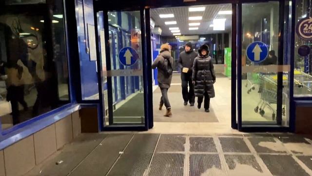 VLOG: СКОЛЬКО СТОИТ ЖИТЬ ОТДЕЛЬНО ОТ РОДИТЕЛЕЙ| ROOM TOUR, ЦЕ?