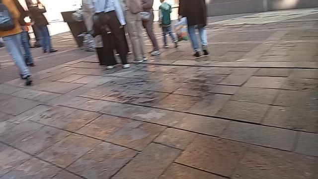 1000011408.mp4
