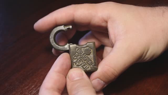 Редкий замочек "Champion" 6 Lever padlock