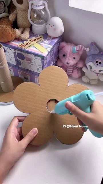 Полочка цветок