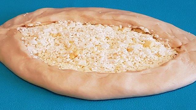 Хачапури по-аджарски