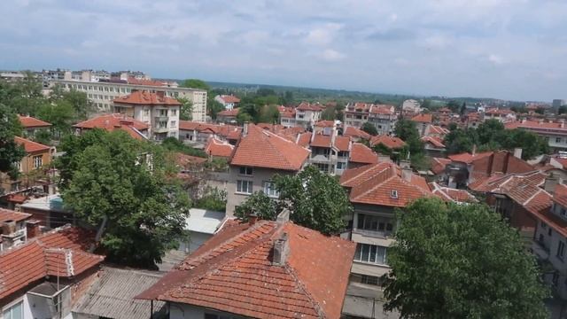Болгария! Обзор квартиры в Ямболе, под ремонт!