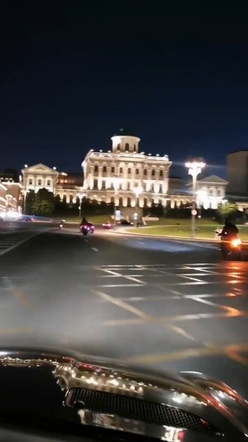 Катаем у Кремля