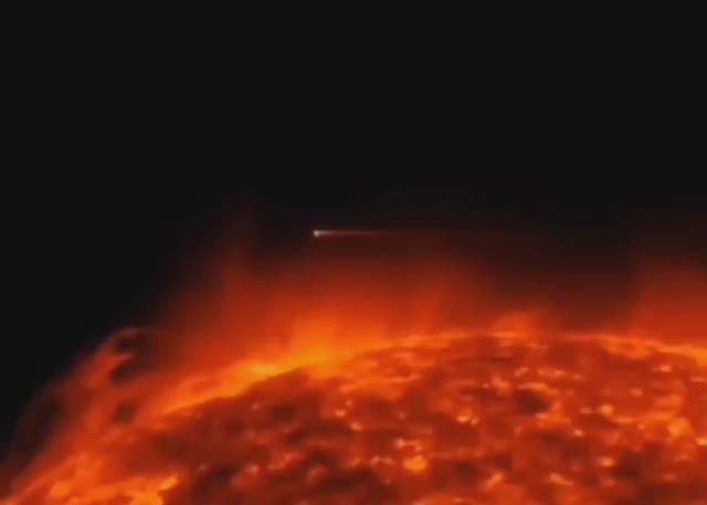 Космические Корабли Вокруг Солнца