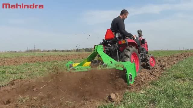 Трактор получивший золотую Японскоую медаль за качество