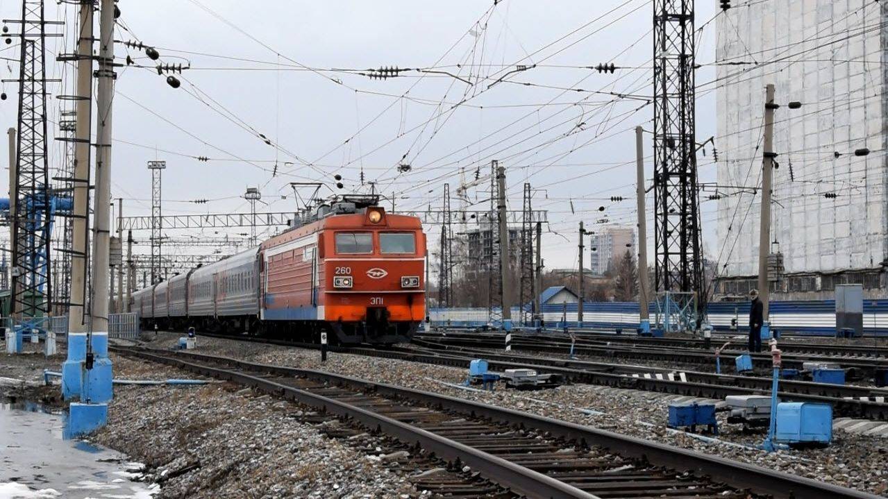 Электровоз ЭП1-260
