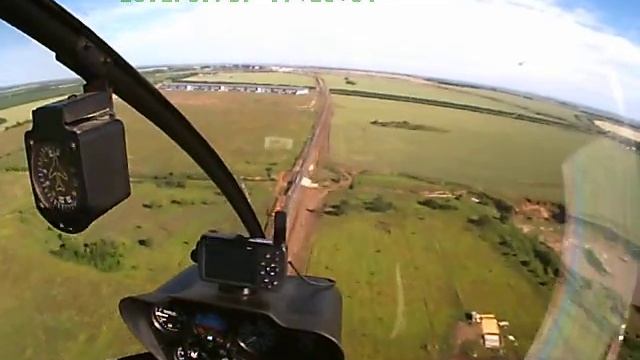 R-44 Helicopter Flight and landing in Kazan airport. Полет над г. Казань