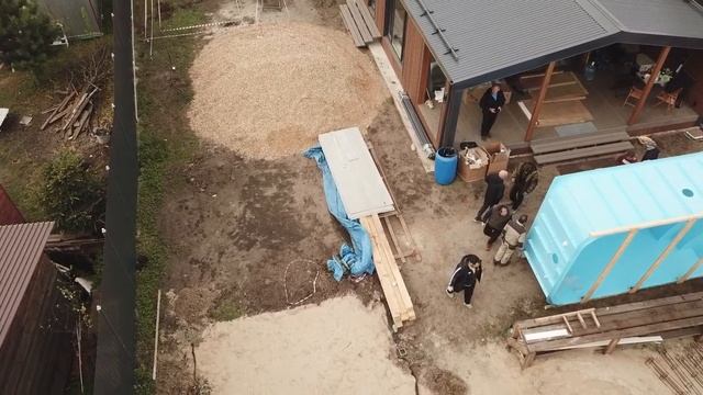 Разгрузка пластикового бассейна 5х3 в ручную