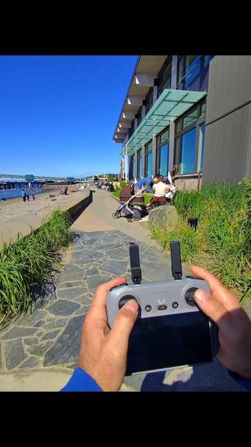 🛩️ Точная посадка с DJI Mini Pro 4 🎬
Наслаждайтесь моментом, когда наш DJI Mini Pro 4