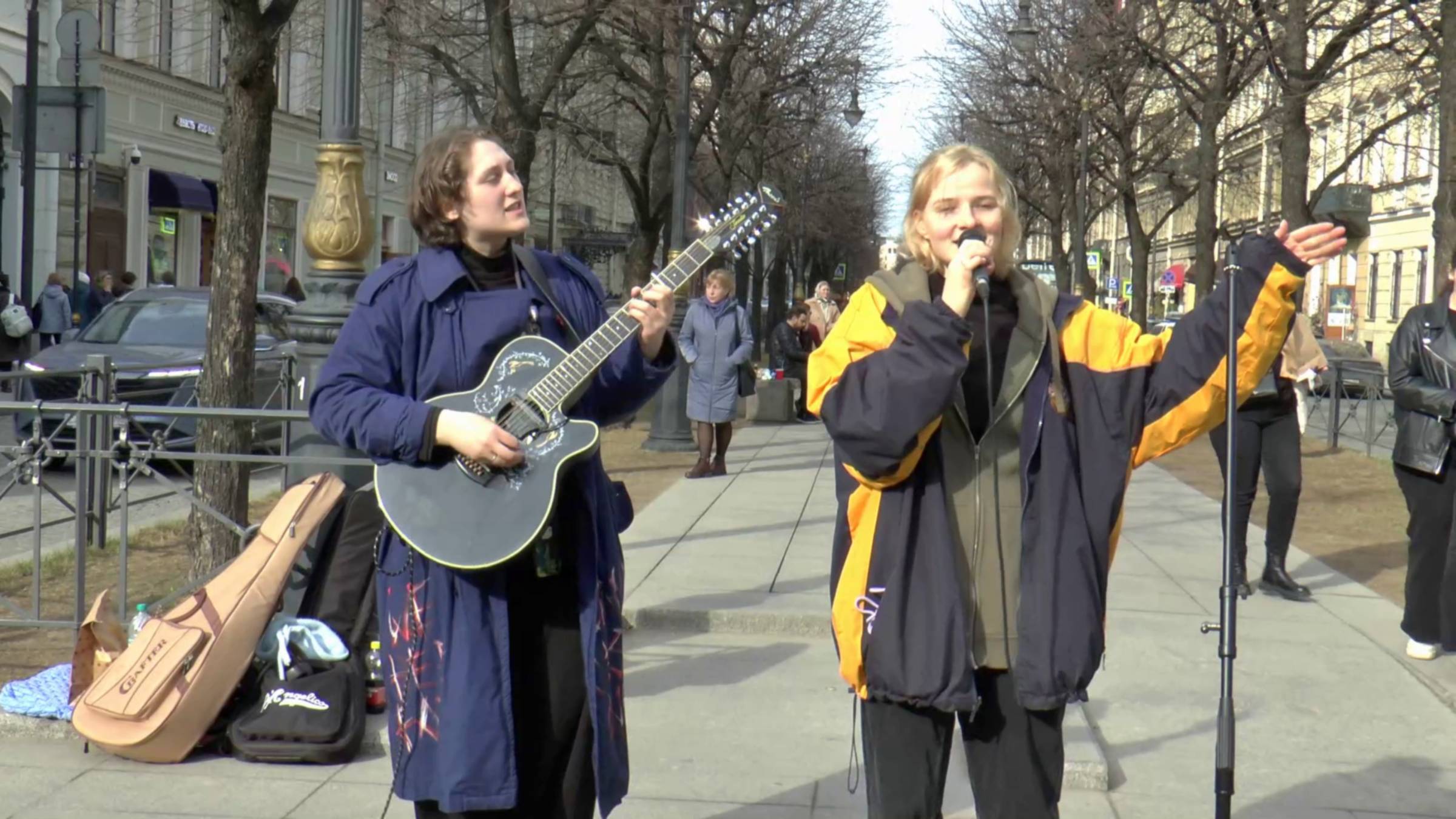 Аня из Питера & Огнева - Без шапки