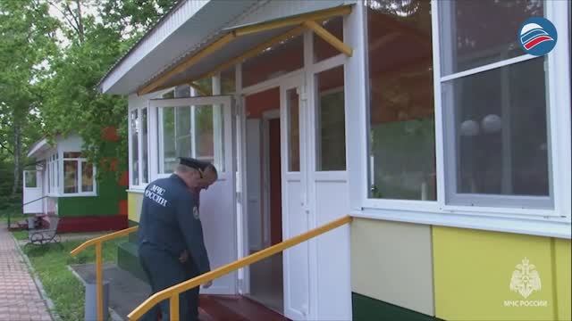 Летний отдых под контролем: МЧС подтверждает безопасность детских лагерей