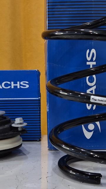 Ниссан кашкай j10, замена передней пружины SACHS #sachs #пружины #топыкатегорий #амортизаторы #j10